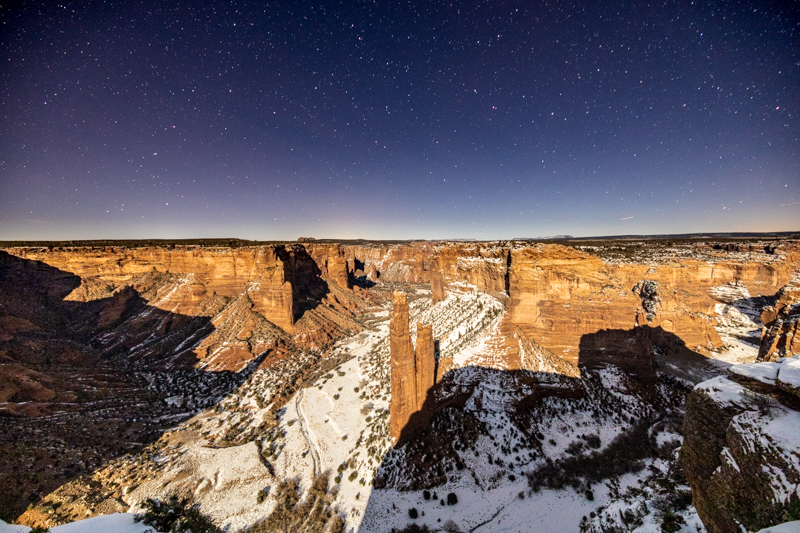 Canyon de Chelly at night